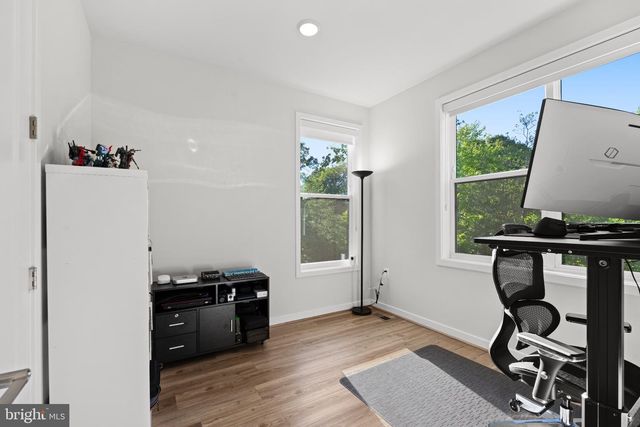 1612 FELLOWSHIP SQ, Reston, VA 20190