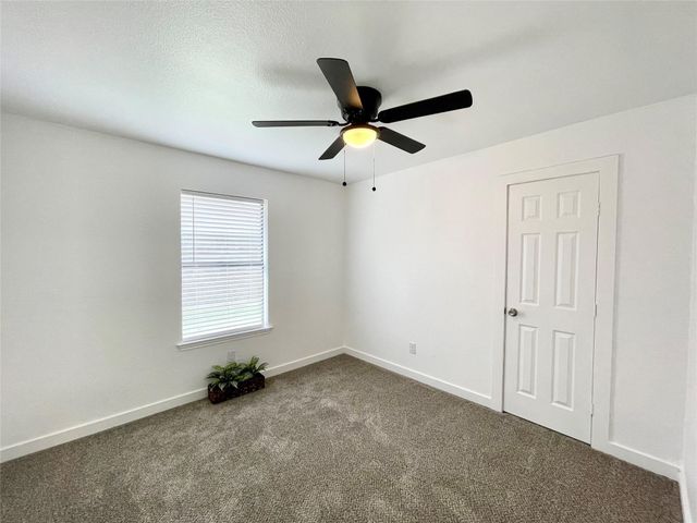 6201 Big Springs Drive, Arlington, TX 76001