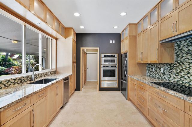 8300 SW 119th St, Miami, FL 33156