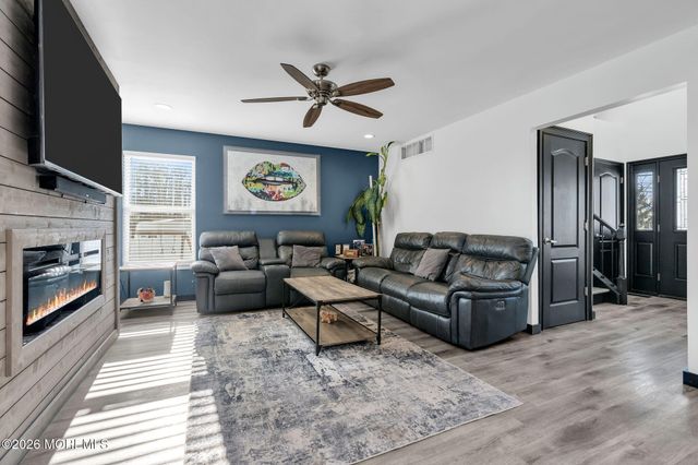 1 Thropp Road, Forked River, NJ 08731