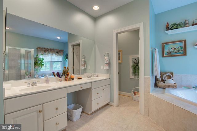 4453 TUSCANY CT, Woodbridge, VA 22192