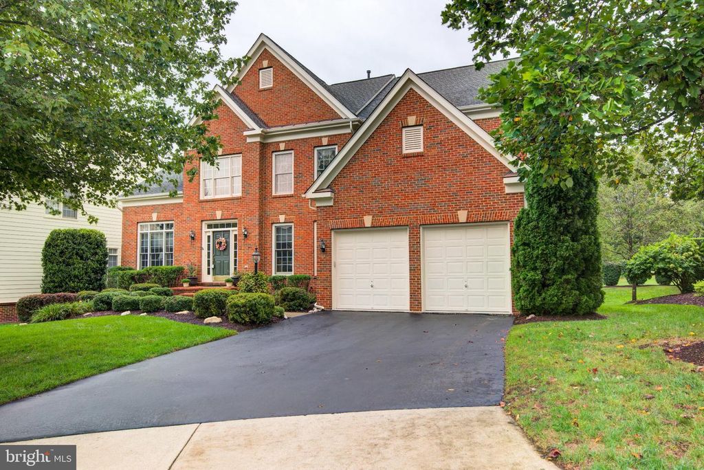 4453 TUSCANY CT, Woodbridge, VA 22192
