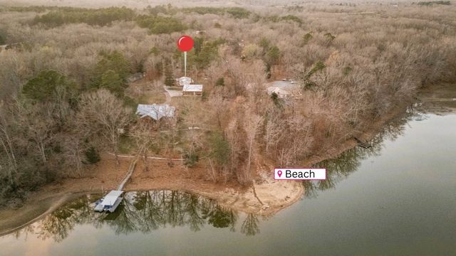 62 Foster Dr, Camden, TN 38320