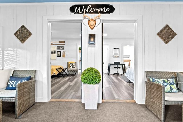 62 Foster Dr, Camden, TN 38320