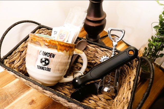 62 Foster Dr, Camden, TN 38320