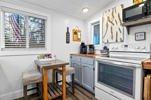 62 Foster Dr, Camden, TN 38320