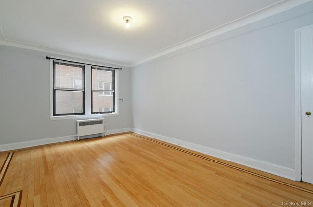 1 Broad Parkway 4L, White Plains, NY 10601