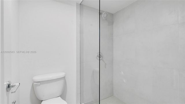 555 NE 34th St 2708, Miami, FL 33137