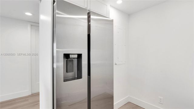 555 NE 34th St 2708, Miami, FL 33137