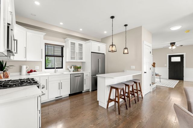 20 Plain St 20, Boston, MA 02122