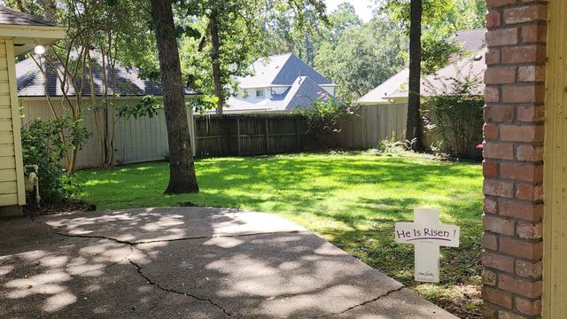 2230 Tangle Lake Drive, Houston, TX 77339