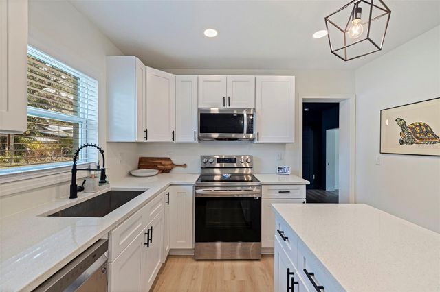 4807 N HIGHLAND AVENUE, Tampa, FL 33603