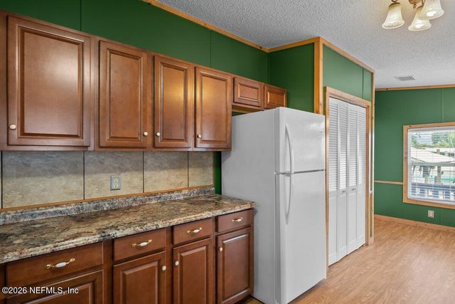 41 SCOTT Street, Welaka, FL 32193
