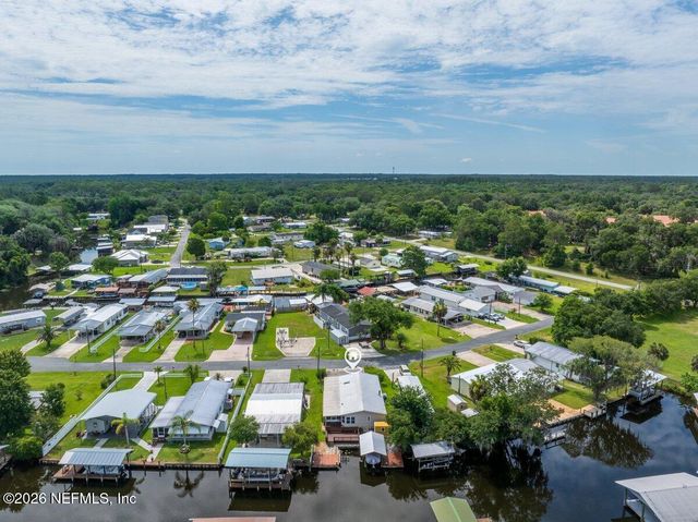 41 SCOTT Street, Welaka, FL 32193