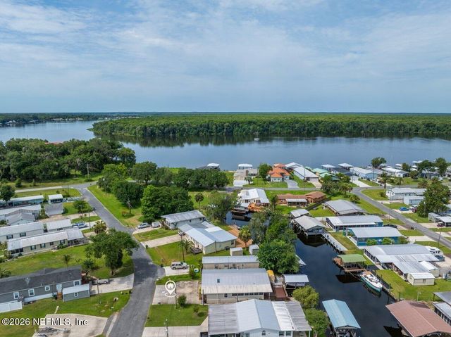 41 SCOTT Street, Welaka, FL 32193