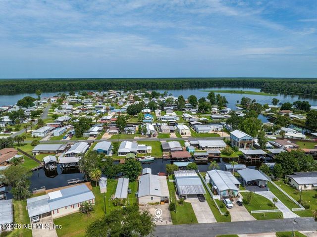 41 SCOTT Street, Welaka, FL 32193