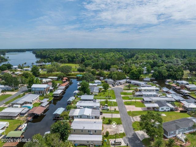 41 SCOTT Street, Welaka, FL 32193
