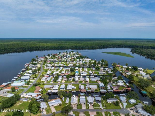 41 SCOTT Street, Welaka, FL 32193