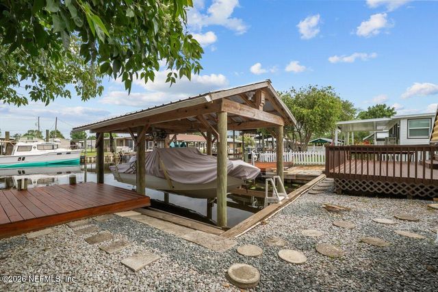 41 SCOTT Street, Welaka, FL 32193