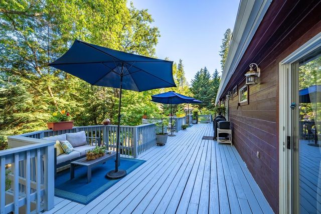 5962 Arrowhead Dr, Foresthill, CA 95631