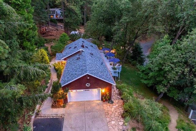 5962 Arrowhead Dr, Foresthill, CA 95631