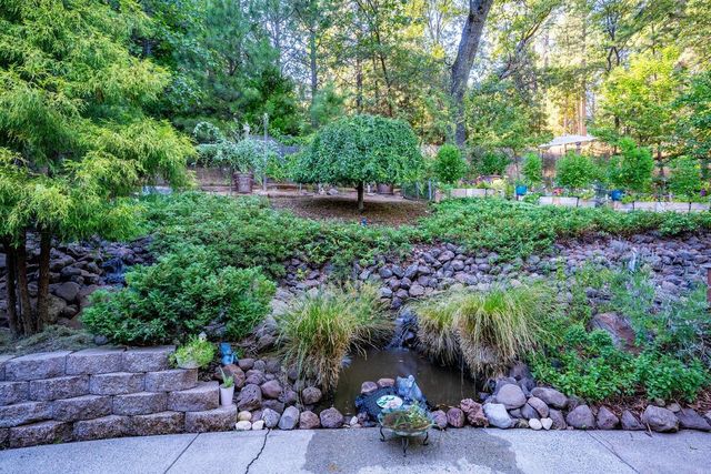 5962 Arrowhead Dr, Foresthill, CA 95631