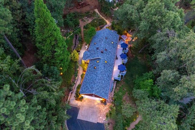 5962 Arrowhead Dr, Foresthill, CA 95631