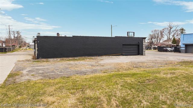 14700 W Chicago Street, Detroit, MI 48228