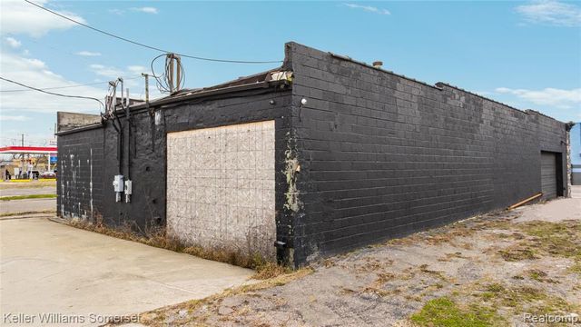 14700 W Chicago Street, Detroit, MI 48228