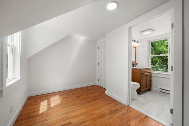 29 Sandwich Rd, Wareham, MA 02571