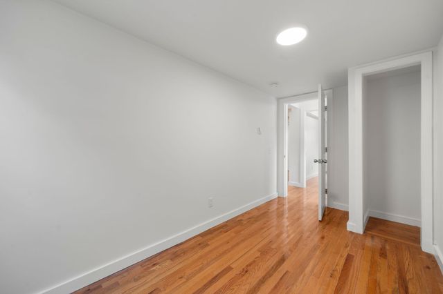 29 Sandwich Rd, Wareham, MA 02571