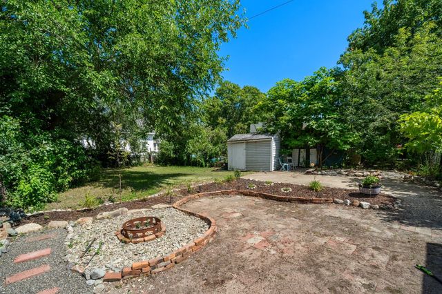 29 Sandwich Rd, Wareham, MA 02571
