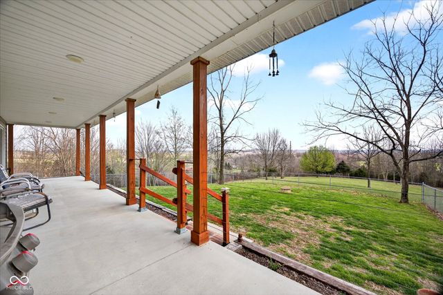 2830 Hickory Hills Road, Spencer, IN 47460