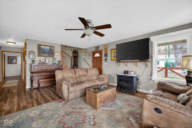 2830 Hickory Hills Road, Spencer, IN 47460