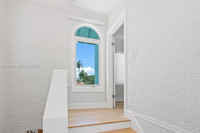 1209 La Mancha Avenue, Coral Gables, FL 33134