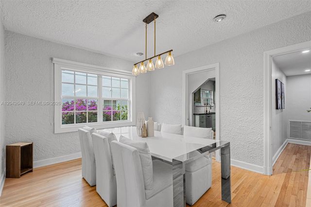 1209 La Mancha Avenue, Coral Gables, FL 33134