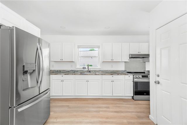 178 Ledge Street 1, Providence, RI 02904