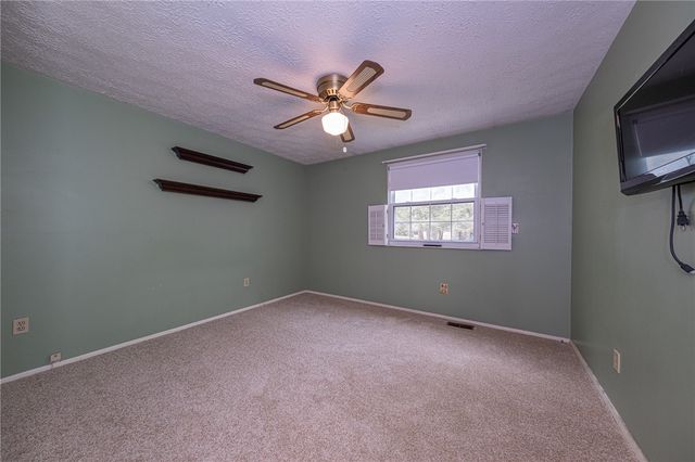 410 Anna Marie Drive, Cranberry Twp, PA 16066