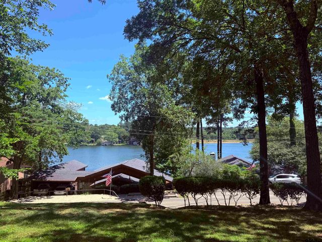 1642 Tanglewood Dr E, Hideaway, TX 75771