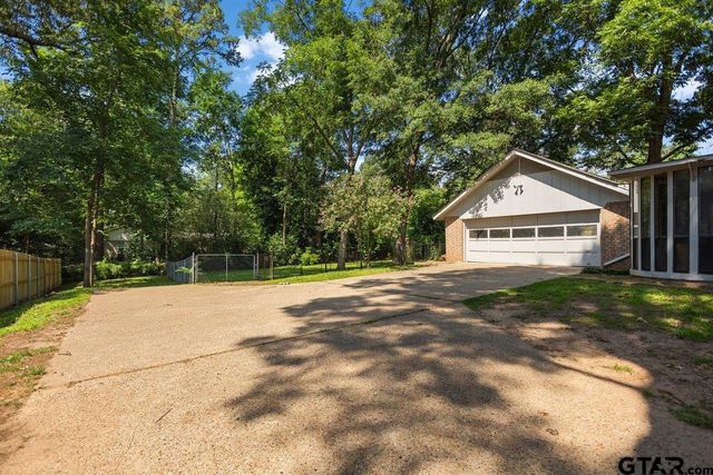1642 Tanglewood Dr E, Hideaway, TX 75771