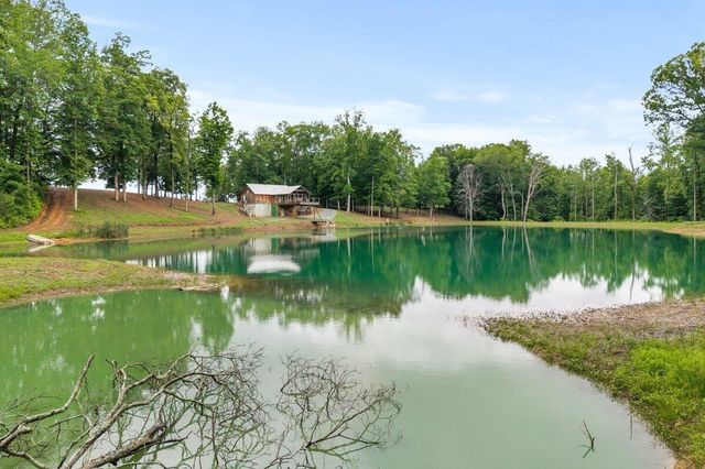 499 County Road 740, Riceville, TN 37370