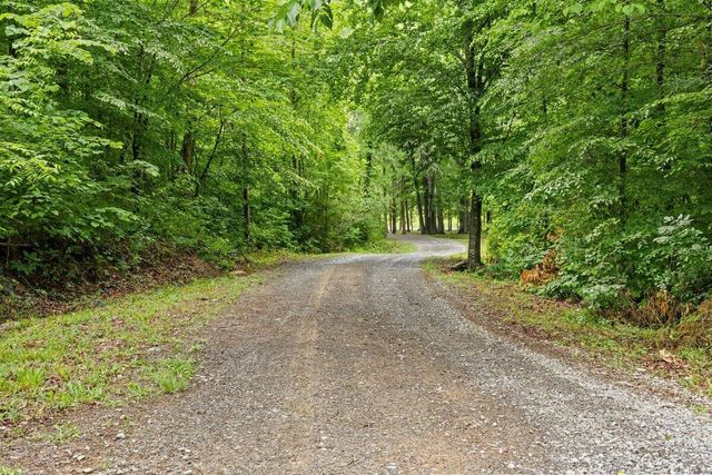 499 County Road 740, Riceville, TN 37370