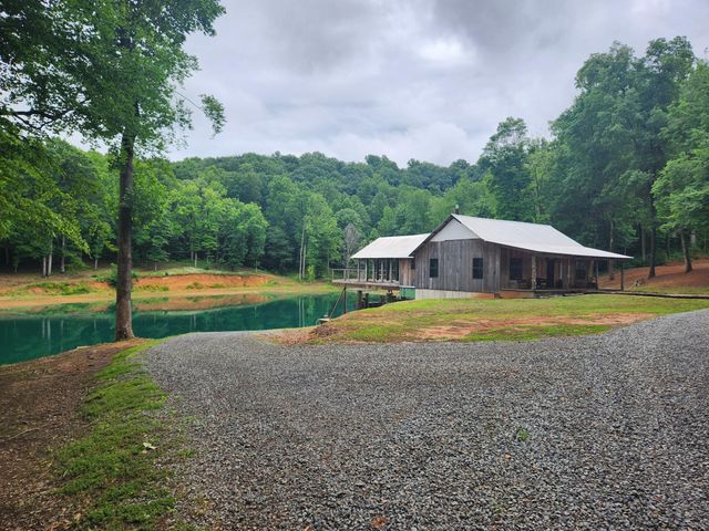 499 County Road 740, Riceville, TN 37370