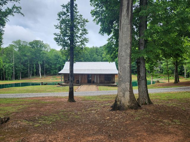 499 County Road 740, Riceville, TN 37370