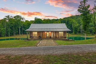 499 County Road 740, Riceville, TN 37370