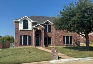 2811 Saint Maria Drive, Mansfield, TX 76063