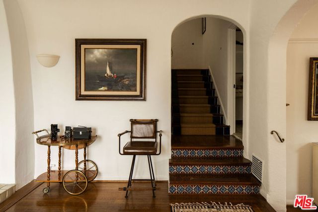 3346 N Knoll Drive, Los Angeles, CA 90068