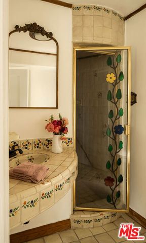 3346 N Knoll Drive, Los Angeles, CA 90068