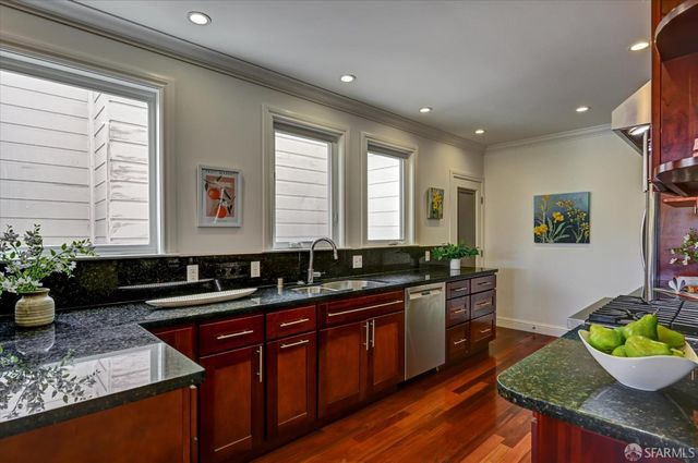 2031 9th Avenue, San Francisco, CA 94116