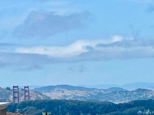 2031 9th Avenue, San Francisco, CA 94116